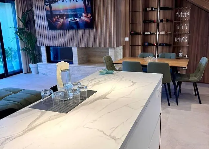 Pearl Pool Luxury Villa