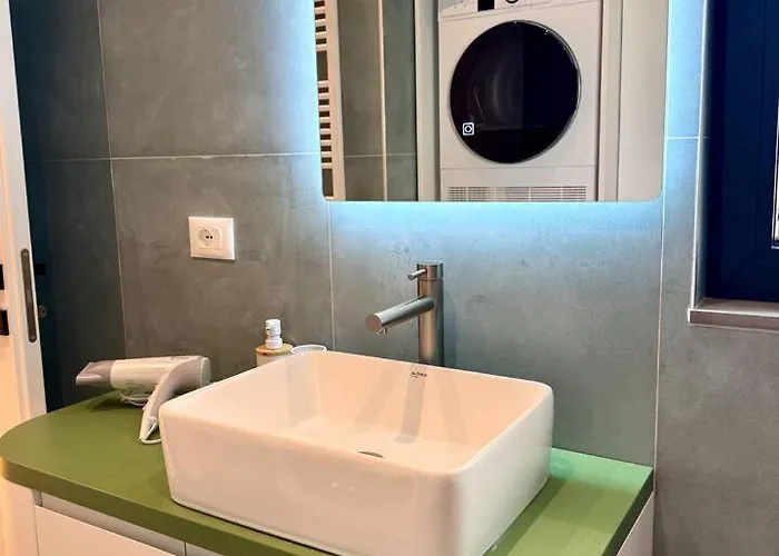 Pearl Pool Luxury Villa Golem (Tirana)